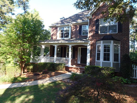 2nd image of 47 Portage Ln