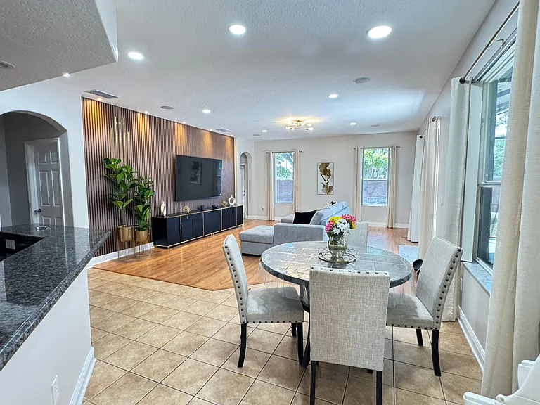 15336 Firelight Dr — Photo 8
