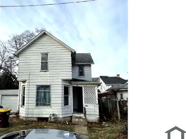 810 S James Ave #1, Freeport, IL 61032