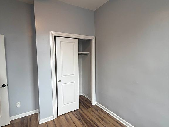 3rd image of 32-31 Steinway St #1F