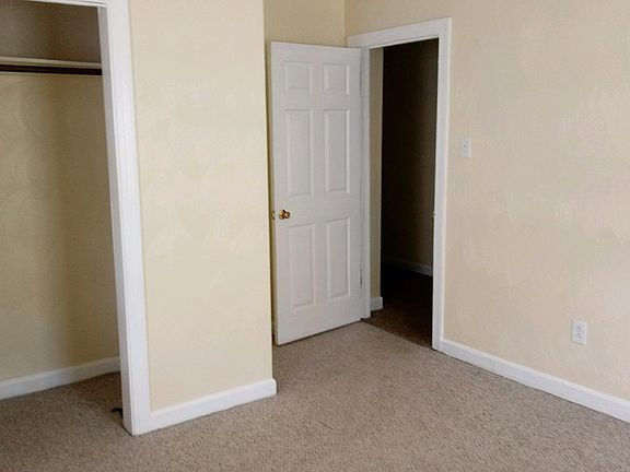 4th image of 310 W 30th St APT 2