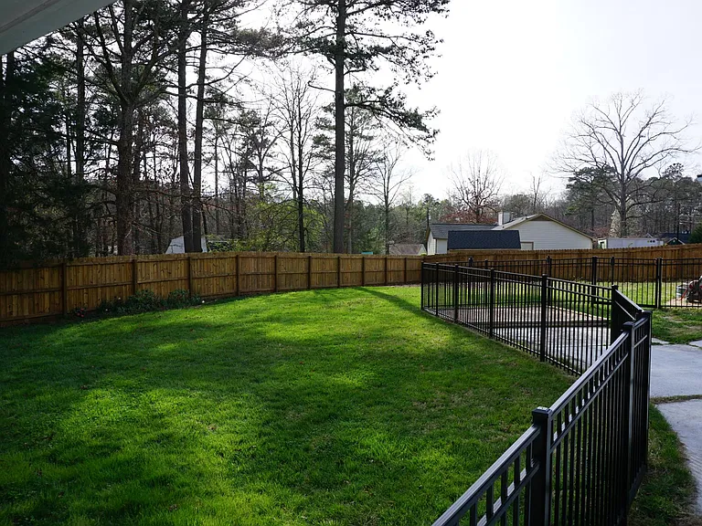 1302 Clinton Rd — Photo 23