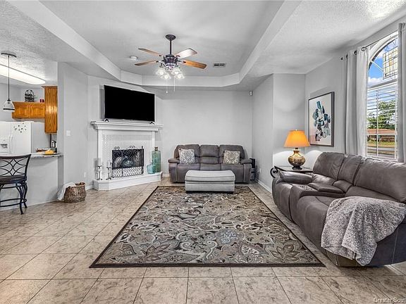 5th image of 1182 Pin Oak Dr