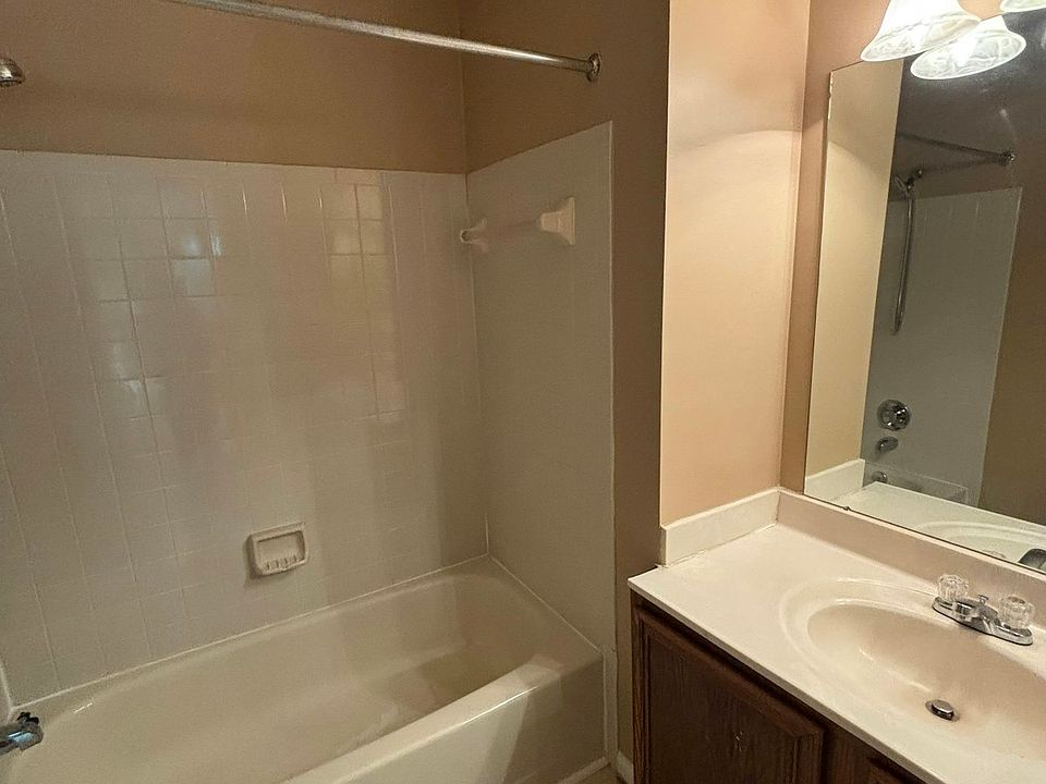 1st image of 2599 Ambling Cir