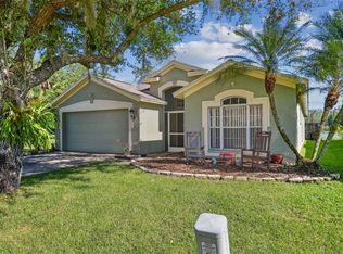 29749 Birds Eye Dr, Zephyrhills, FL 33543