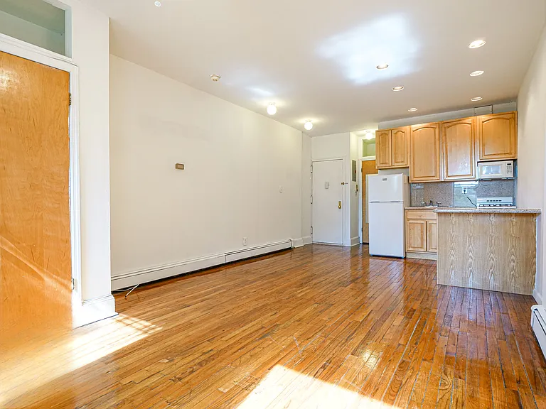 677 Classon Ave #2LR — Photo 4