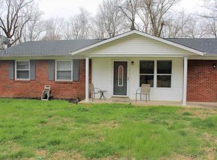 42 Valley View Dr, Huntington, WV 25704