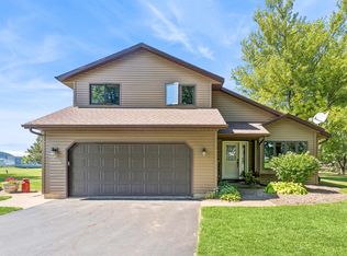 N1633 Manley Rd, Greenville, WI 54942