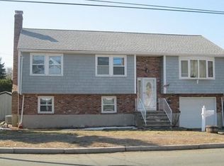 10 Tamar Dr, Medford, MA 02155