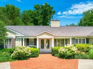 1329 Trapp Ln, Winnetka, IL 60093