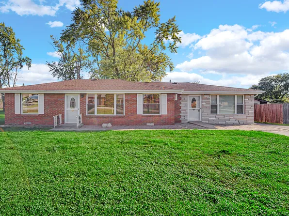 8725 W 96th Pl, Palos Hills, IL 60465