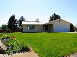 345 Beech Pl, Connell, WA 99326