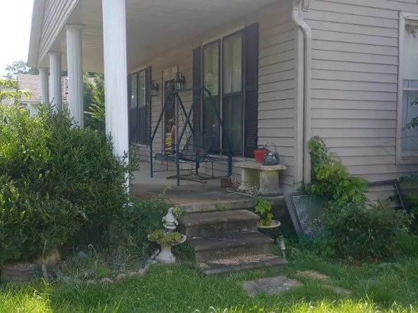 809 E Todd St, Union City, TN 38261