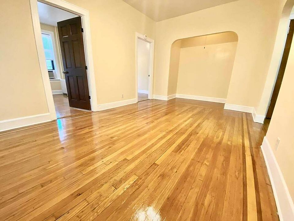 1st image of 2580 44th St APT 2F