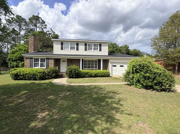 1202 Kimberly Dr, Valdosta, GA 31602