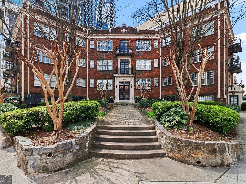 1st image of 908 Juniper St NE APT 206