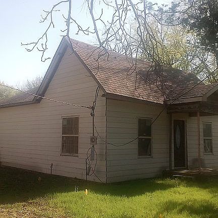 2nd image of 317 Elba St