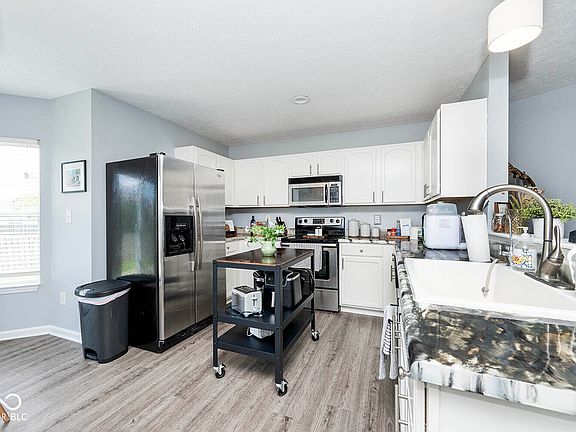 5th image of 1275 Constitution Dr