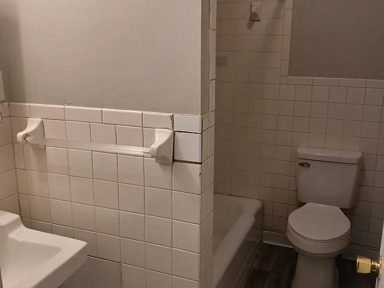 505 Lee Ave #A — Photo 3