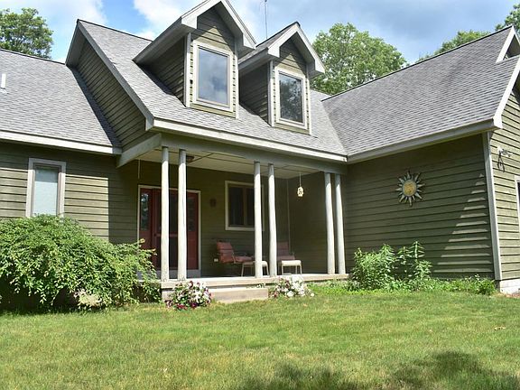 3rd image of 2876 Cedar Hills Ln