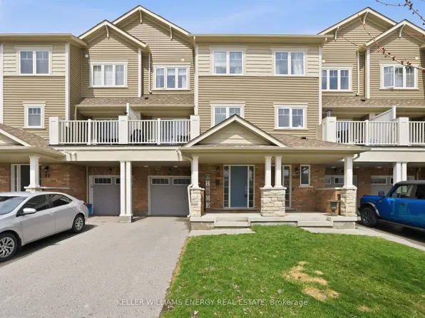 98 Tabaret Cres, Oshawa, ON L1L 0G5