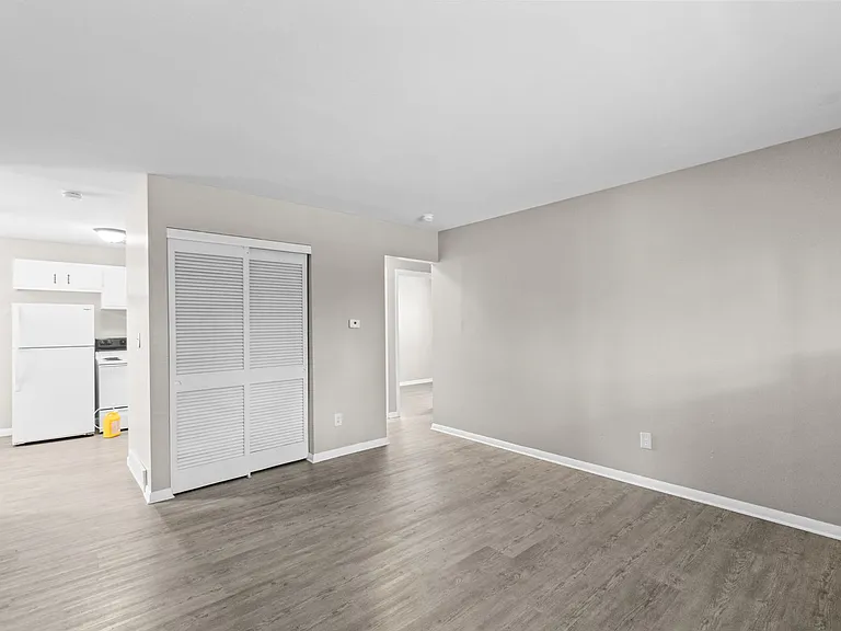 1549-1551 Oakland Park Ave — Photo 11
