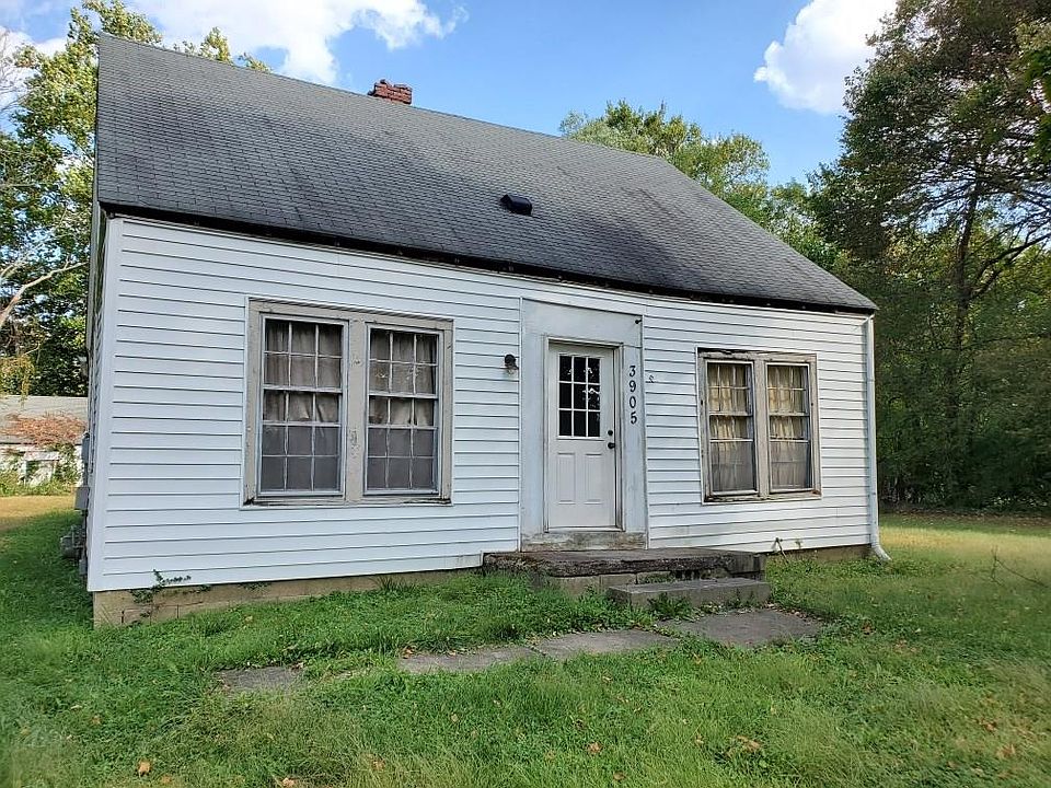 1st image of 3905 S Sherman Dr