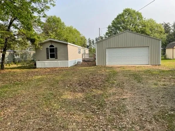 W5872 Whistling Wing Dr, New Lisbon, WI 53950