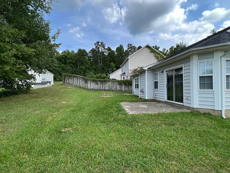 10322 Layton Ridge Ln — Photo 11
