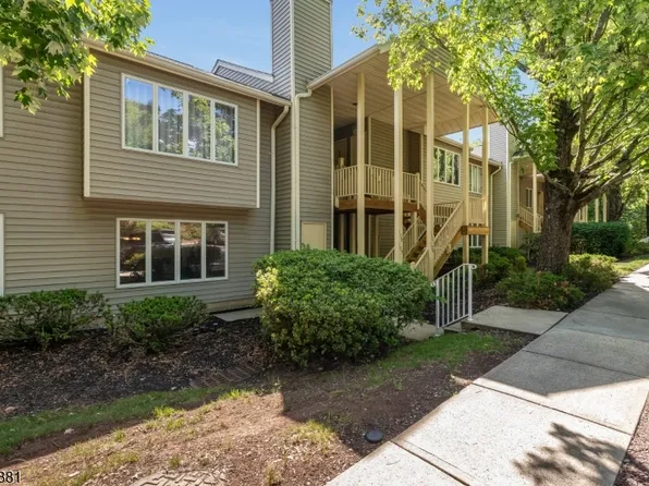 107 Westchester Ter, Clinton Twp., NJ 08801