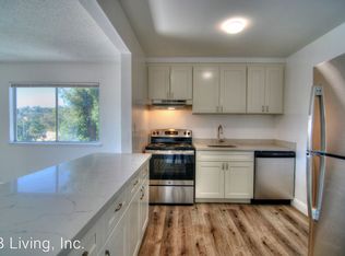 616 Canyon Rd APT 304, Redwood City, CA 94062
