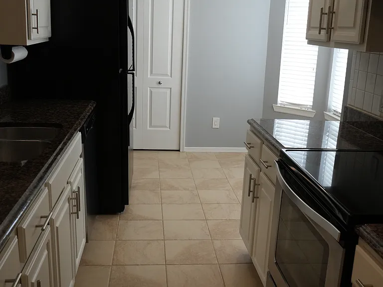 416 Summit Ridge Pl #316 — Photo 2
