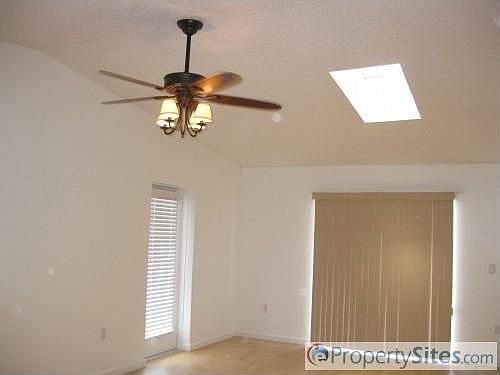 4th image of 104 64th St NE