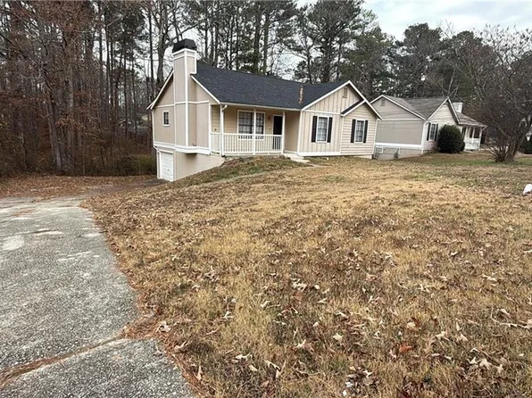 6092 Leverett Dr, Lithonia, GA 30038
