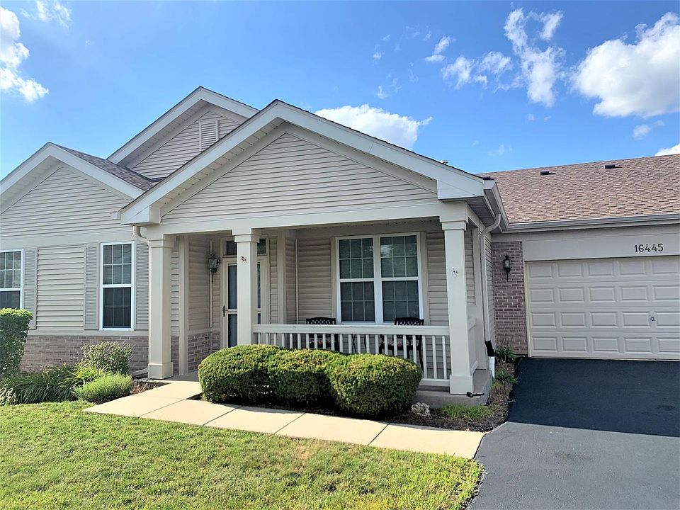 1st image of 16445 Crescent Lake Dr