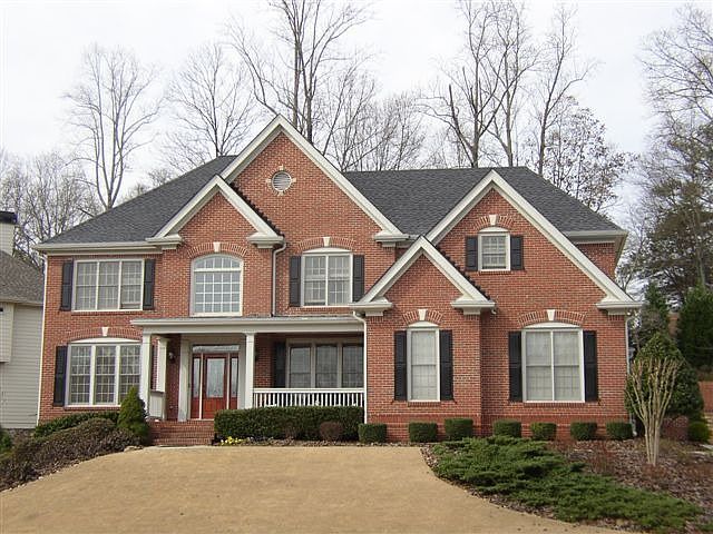 Brick Beauty on Cul-de-Sac