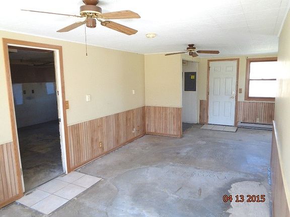 3rd image of 103 Parker Ct