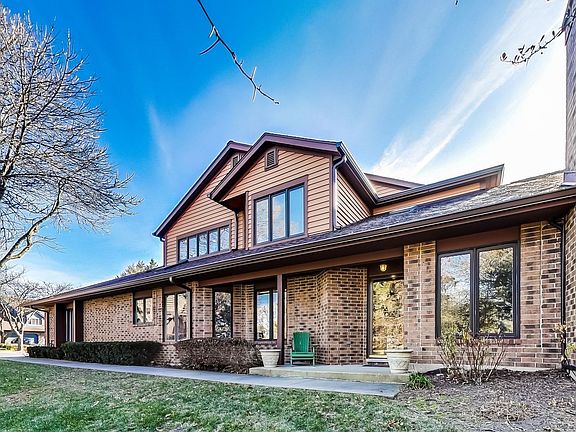3rd image of 1171 Mistwood Ct