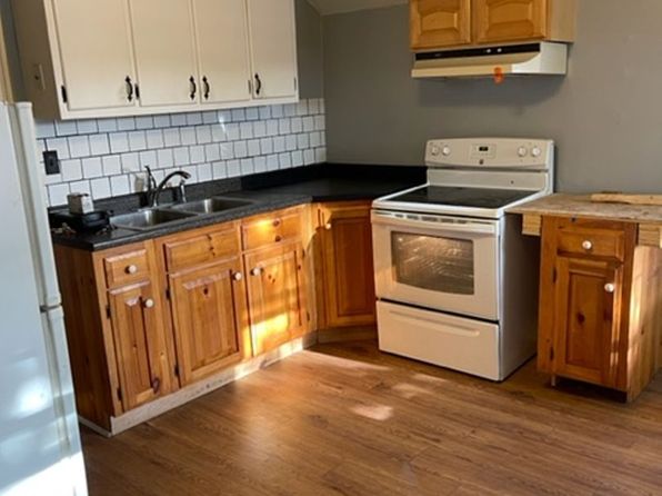 96 S Main St APT B