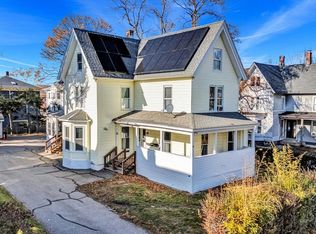 28 Richards St, Worcester, MA 01603