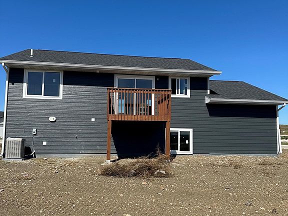 5th image of 865 Bushnell Ct