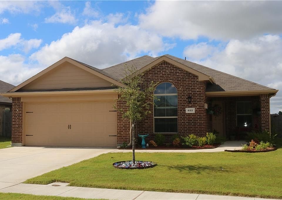 1st image of 402 Keenland Way