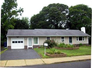 401 Green Grove Rd, Neptune, NJ 07753