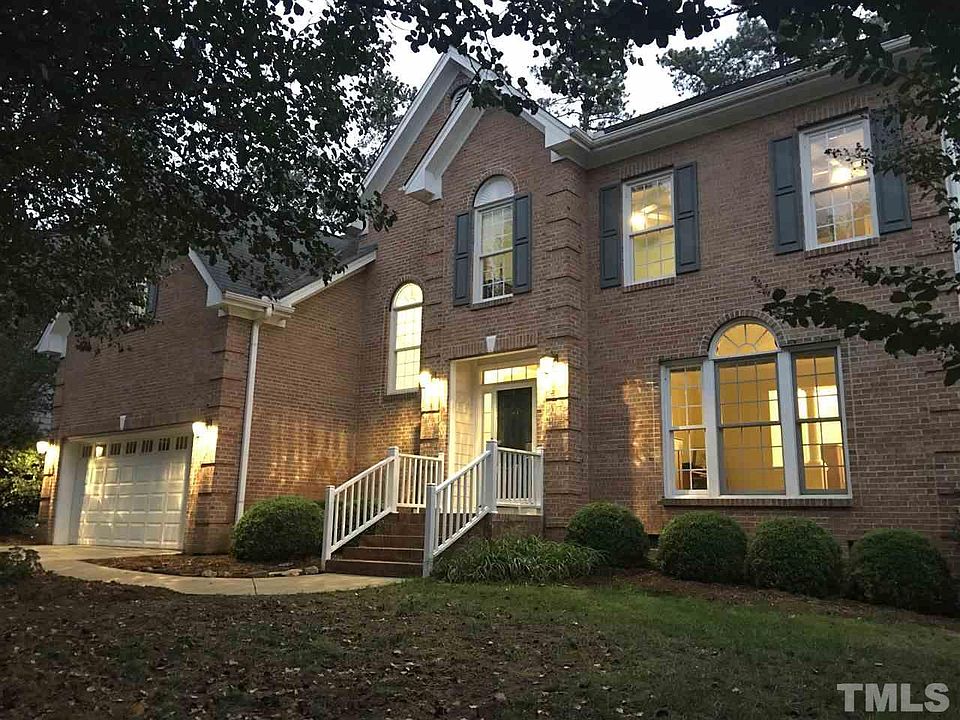 1st image of 721 Wellingham Dr