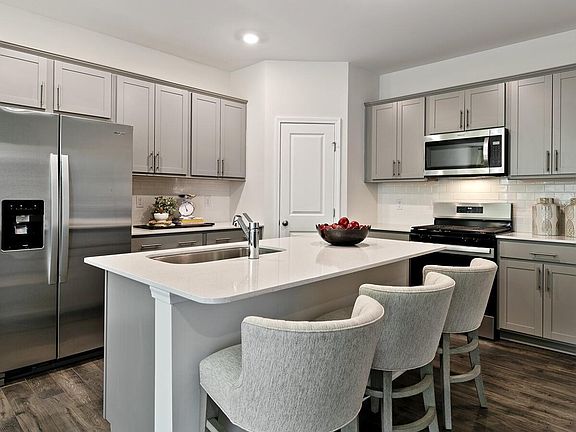 7th image of this home