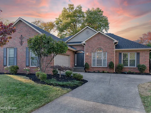 2203 Mahan Dr, Louisville, KY 40299