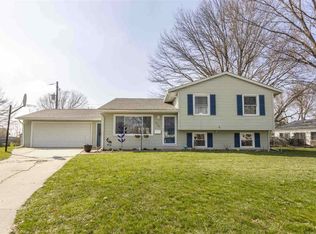 2428 Kaiser Ct, Waterloo, IA 50701