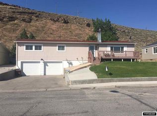 1200 W Jeffers Dr, Rawlins, WY 82301
