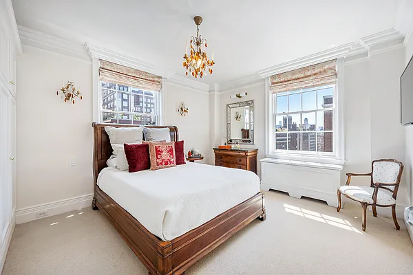 Sold by Compass | media 15