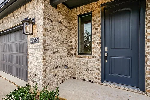 4525 Hogans Alley Dr Photo 1